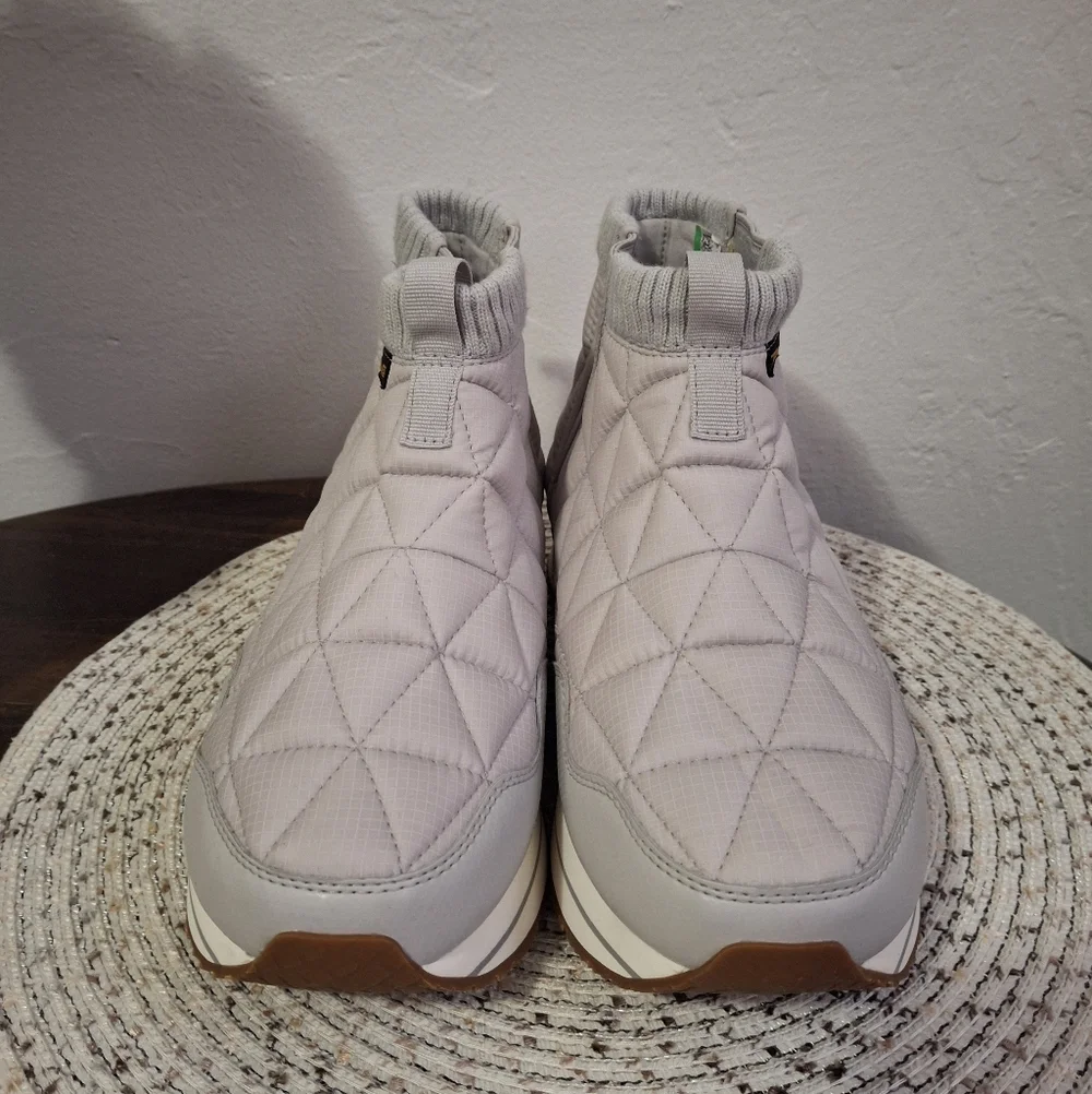 Teva Reember Quilted Gray Women's Ankle Winter Boots Size 9. - Picture 2 of 8